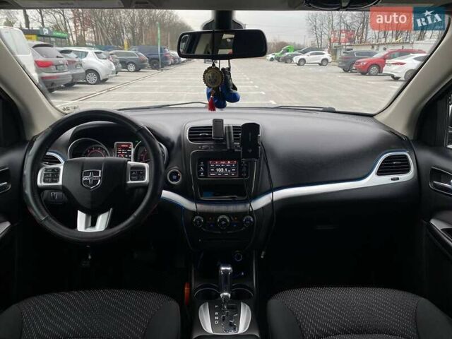 Серый Додж Джорни, объемом двигателя 2.36 л и пробегом 97 тыс. км за 11490 $, фото 37 на Automoto.ua