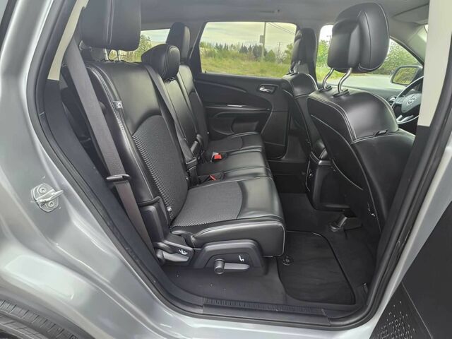 Серый Додж Джорни, объемом двигателя 3.6 л и пробегом 45 тыс. км за 4500 $, фото 11 на Automoto.ua