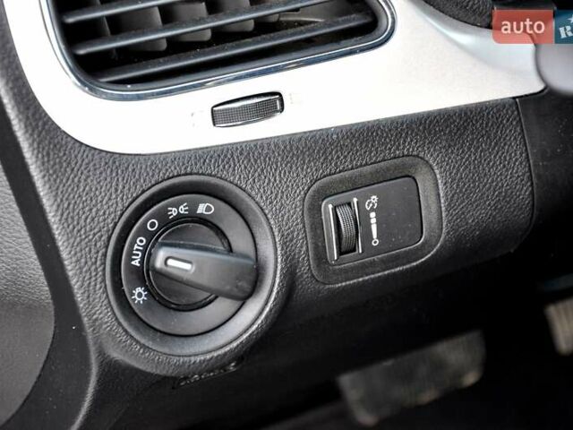 Додж Джорни 2018 в Львове на Automoto.ua Серый Додж Джорни, объемом двигателя 2.36 л и пробегом 176 тыс. км за 8999 $, фото 33 на Automoto.ua