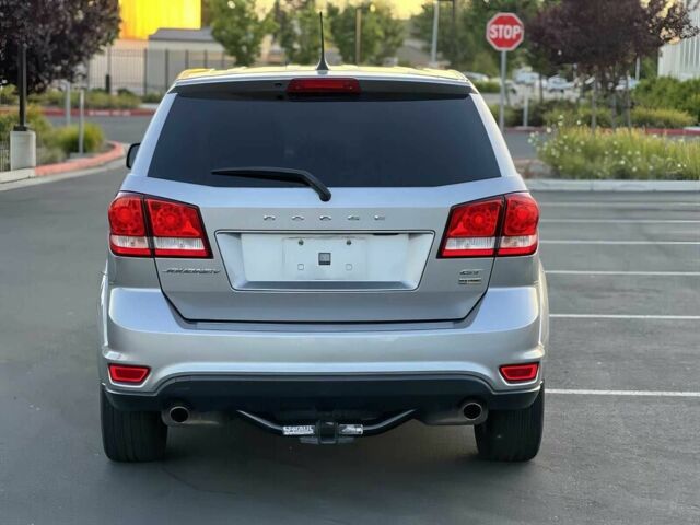 Серый Додж Джорни, объемом двигателя 3.6 л и пробегом 32 тыс. км за 6950 $, фото 4 на Automoto.ua