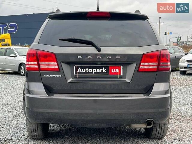 Сірий Додж Джорні, об'ємом двигуна 2.4 л та пробігом 58 тис. км за 13390 $, фото 7 на Automoto.ua