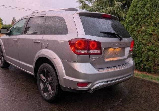 Додж Джорни 2018 в Львове на Automoto.ua Серый Додж Джорни, объемом двигателя 3.6 л и пробегом 88 тыс. км за 3000 $, фото 3 на Automoto.ua