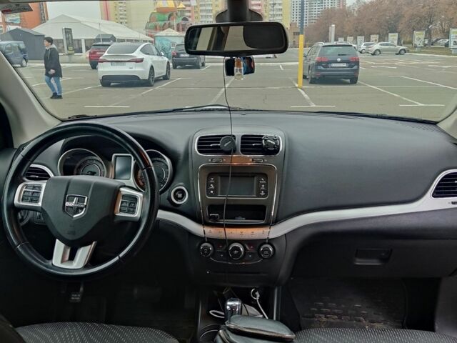 Сірий Додж Джорні, об'ємом двигуна 2.4 л та пробігом 142 тис. км за 13300 $, фото 14 на Automoto.ua