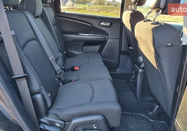 Серый Додж Джорни, объемом двигателя 2.4 л и пробегом 176 тыс. км за 11800 $, фото 14 на Automoto.ua