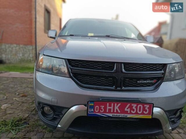 Серый Додж Джорни, объемом двигателя 3.6 л и пробегом 163 тыс. км за 14389 $, фото 5 на Automoto.ua