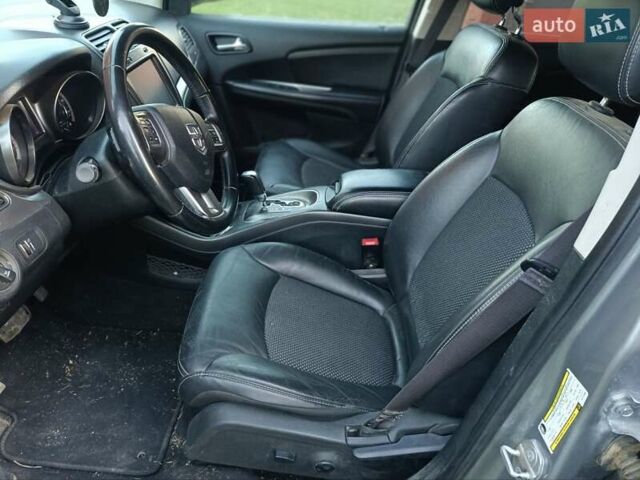 Серый Додж Джорни, объемом двигателя 3.6 л и пробегом 163 тыс. км за 14389 $, фото 25 на Automoto.ua