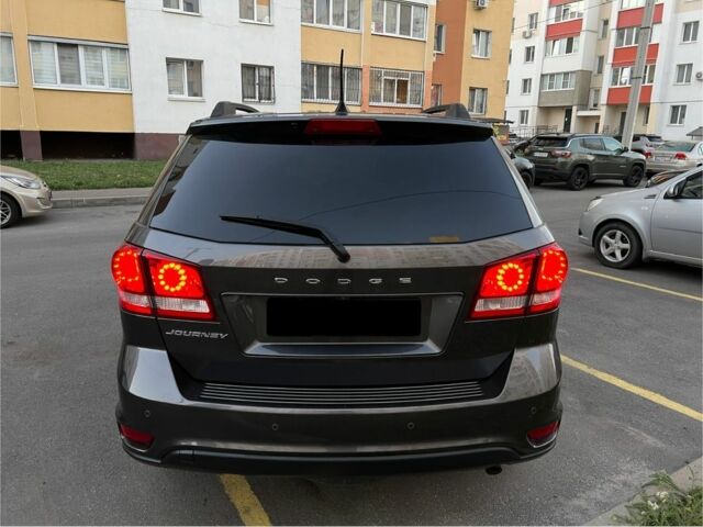 Додж Джорни 2019 в Харькове на Automoto.ua Серый Додж Джорни, объемом двигателя 2.4 л и пробегом 123 тыс. км за 14500 $, фото 2 на Automoto.ua