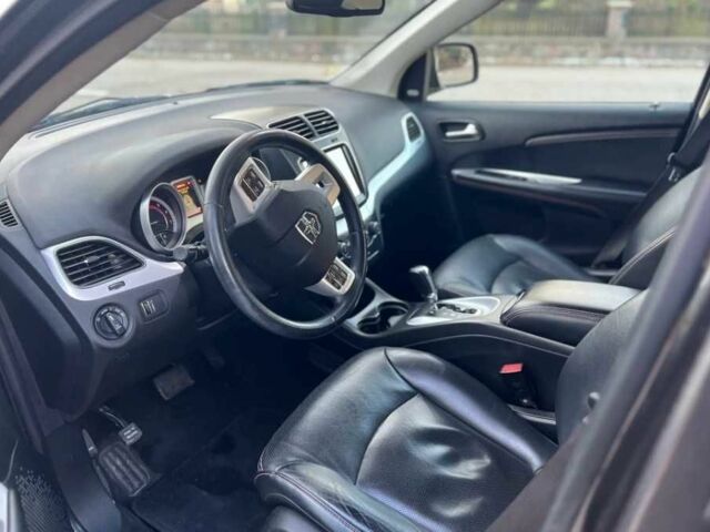 Серый Додж Джорни, объемом двигателя 2.4 л и пробегом 72 тыс. км за 11500 $, фото 6 на Automoto.ua