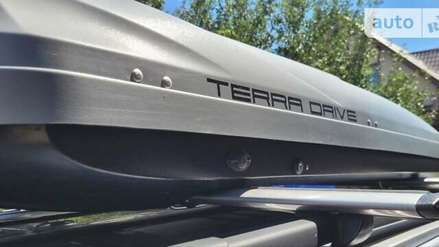 Серый Додж Джорни, объемом двигателя 3.6 л и пробегом 107 тыс. км за 14450 $, фото 18 на Automoto.ua