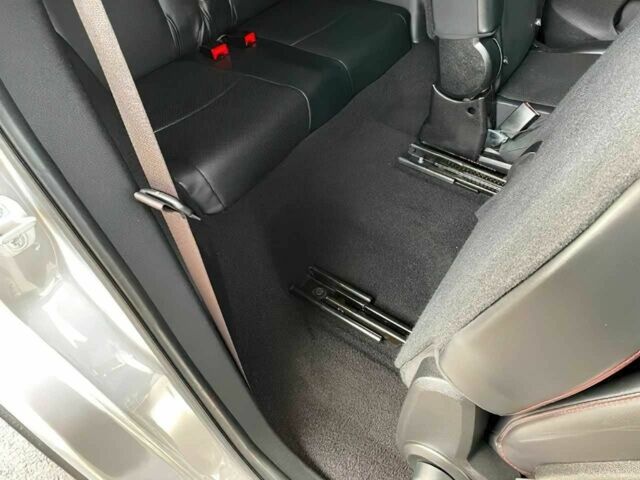 Серый Додж Джорни, объемом двигателя 3.6 л и пробегом 30 тыс. км за 4100 $, фото 13 на Automoto.ua