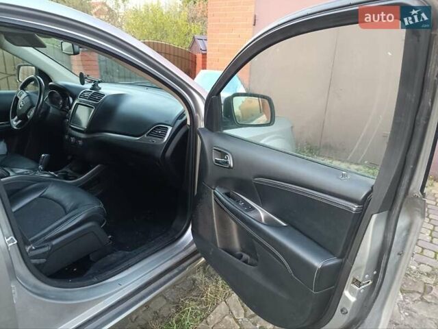 Серый Додж Джорни, объемом двигателя 3.6 л и пробегом 163 тыс. км за 14389 $, фото 28 на Automoto.ua