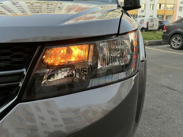 Додж Джорни 2019 в Харькове на Automoto.ua Серый Додж Джорни, объемом двигателя 2.4 л и пробегом 123 тыс. км за 14500 $, фото 7 на Automoto.ua