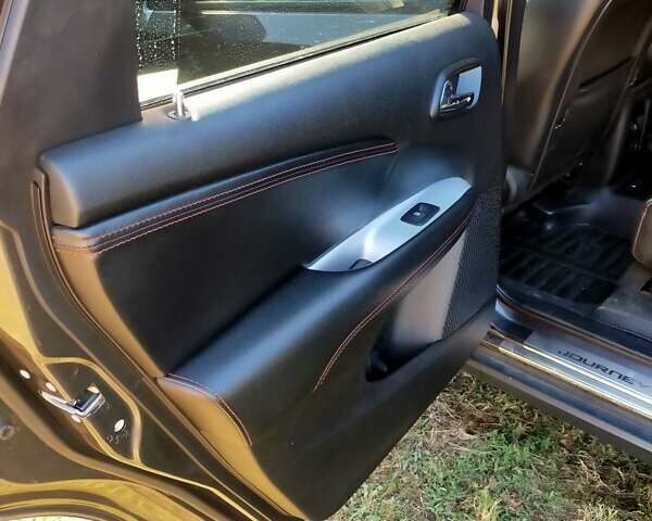 Сірий Додж Джорні, об'ємом двигуна 3.6 л та пробігом 134 тис. км за 16000 $, фото 16 на Automoto.ua