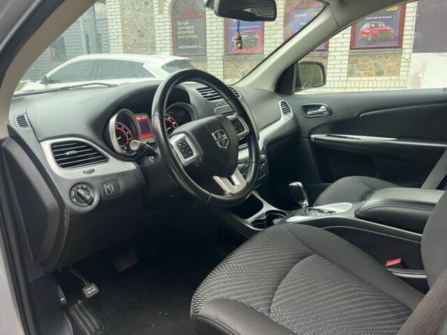 Серый Додж Джорни, объемом двигателя 3.6 л и пробегом 160 тыс. км за 14500 $, фото 10 на Automoto.ua