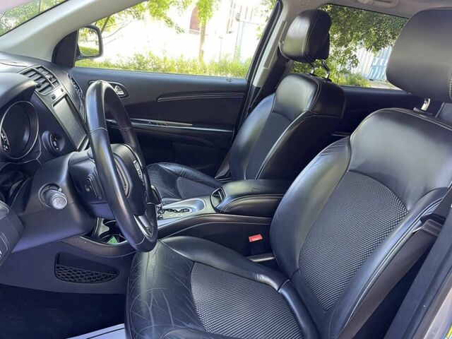 Сірий Додж Джорні, об'ємом двигуна 3.6 л та пробігом 34 тис. км за 9200 $, фото 6 на Automoto.ua