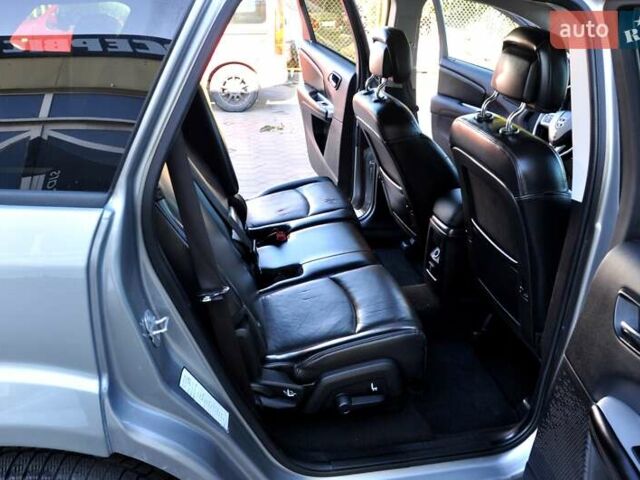 Серый Додж Джорни, объемом двигателя 3.6 л и пробегом 184 тыс. км за 12500 $, фото 23 на Automoto.ua