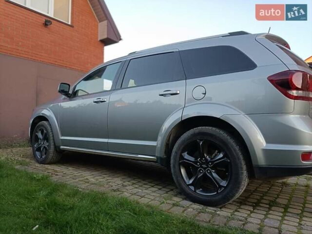 Серый Додж Джорни, объемом двигателя 3.6 л и пробегом 163 тыс. км за 14389 $, фото 20 на Automoto.ua