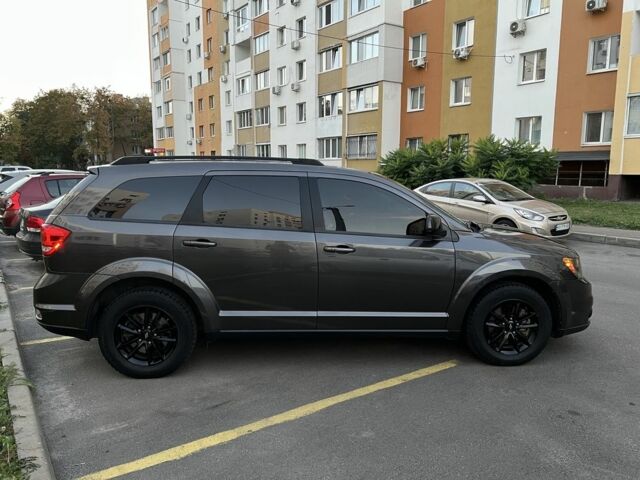 Додж Джорни 2019 в Харькове на Automoto.ua Серый Додж Джорни, объемом двигателя 2.4 л и пробегом 123 тыс. км за 14500 $, фото 4 на Automoto.ua