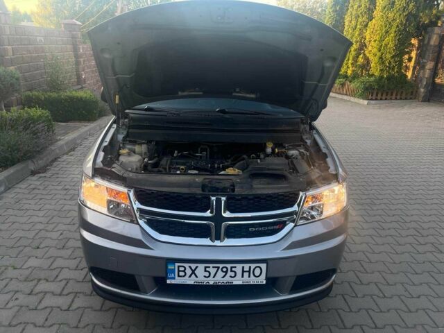 Сірий Додж Джорні, об'ємом двигуна 2.4 л та пробігом 101 тис. км за 13000 $, фото 20 на Automoto.ua