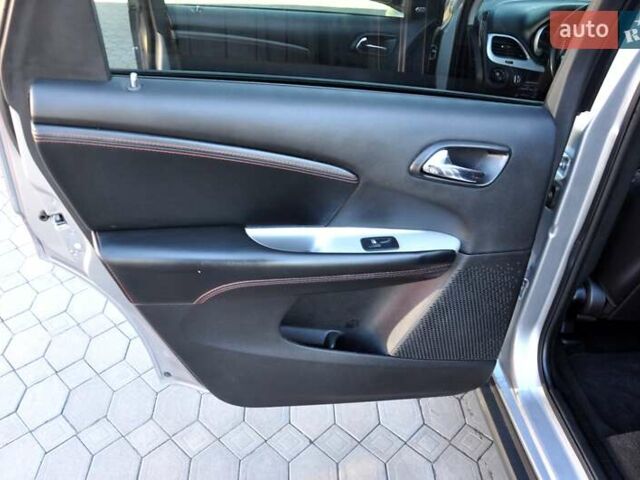 Серый Додж Джорни, объемом двигателя 3.6 л и пробегом 184 тыс. км за 12500 $, фото 20 на Automoto.ua