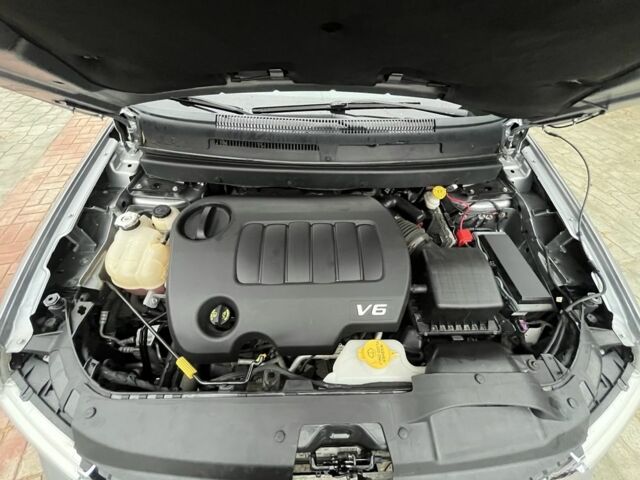 Серый Додж Джорни, объемом двигателя 3.6 л и пробегом 160 тыс. км за 14500 $, фото 21 на Automoto.ua