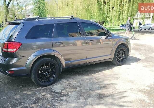 Сірий Додж Джорні, об'ємом двигуна 2.36 л та пробігом 160 тис. км за 12950 $, фото 7 на Automoto.ua