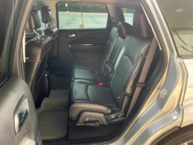 Сірий Додж Джорні, об'ємом двигуна 2.4 л та пробігом 41 тис. км за 6000 $, фото 10 на Automoto.ua