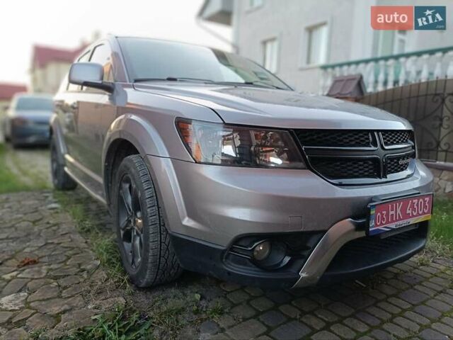 Серый Додж Джорни, объемом двигателя 3.6 л и пробегом 163 тыс. км за 14389 $, фото 9 на Automoto.ua
