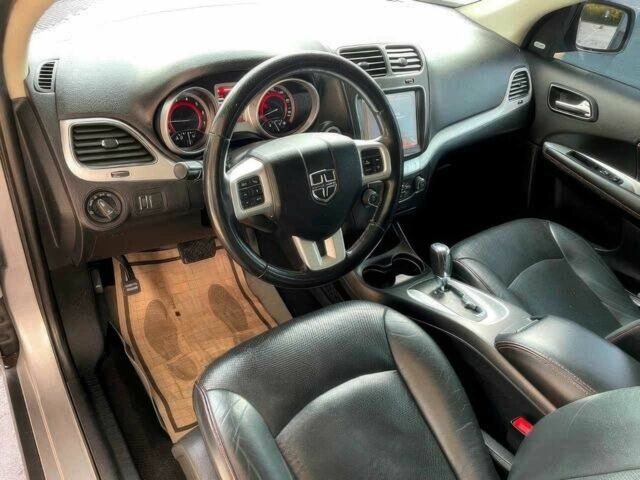 Сірий Додж Джорні, об'ємом двигуна 2.4 л та пробігом 41 тис. км за 6000 $, фото 7 на Automoto.ua