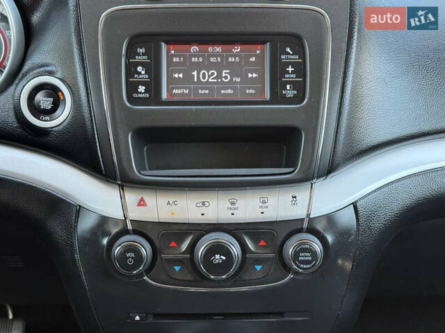 Сірий Додж Джорні, об'ємом двигуна 2.36 л та пробігом 67 тис. км за 11490 $, фото 23 на Automoto.ua