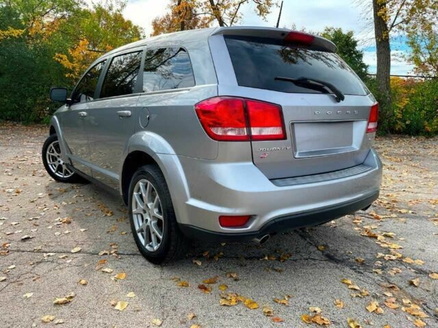 Серый Додж Джорни, объемом двигателя 3.6 л и пробегом 30 тыс. км за 4100 $, фото 4 на Automoto.ua