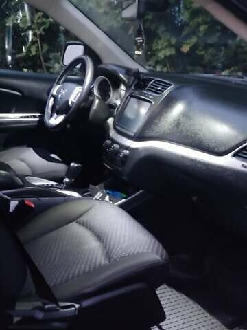 Серый Додж Джорни, объемом двигателя 2.36 л и пробегом 120 тыс. км за 13500 $, фото 1 на Automoto.ua