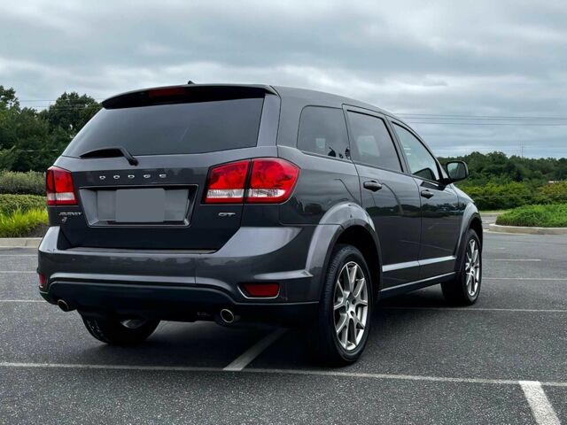 Серый Додж Джорни, объемом двигателя 3.6 л и пробегом 36 тыс. км за 8800 $, фото 4 на Automoto.ua