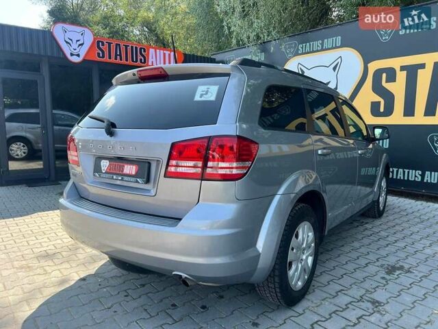 Серый Додж Джорни, объемом двигателя 2.36 л и пробегом 99 тыс. км за 13800 $, фото 8 на Automoto.ua