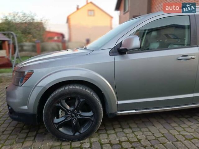 Серый Додж Джорни, объемом двигателя 3.6 л и пробегом 163 тыс. км за 14389 $, фото 21 на Automoto.ua