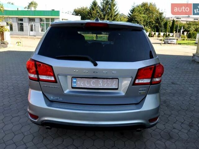 Серый Додж Джорни, объемом двигателя 3.6 л и пробегом 184 тыс. км за 12500 $, фото 8 на Automoto.ua