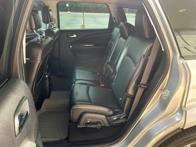 Серый Додж Джорни, объемом двигателя 3.6 л и пробегом 30 тыс. км за 4100 $, фото 12 на Automoto.ua