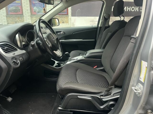 Серый Додж Джорни, объемом двигателя 3.6 л и пробегом 160 тыс. км за 14500 $, фото 11 на Automoto.ua