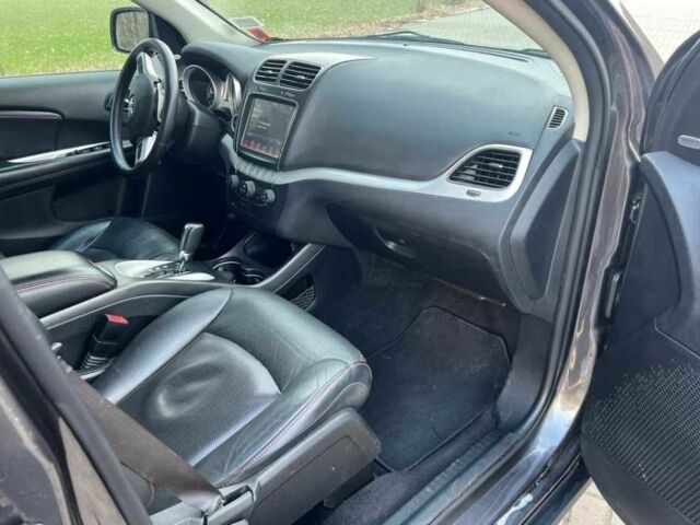 Серый Додж Джорни, объемом двигателя 2.4 л и пробегом 72 тыс. км за 11500 $, фото 8 на Automoto.ua