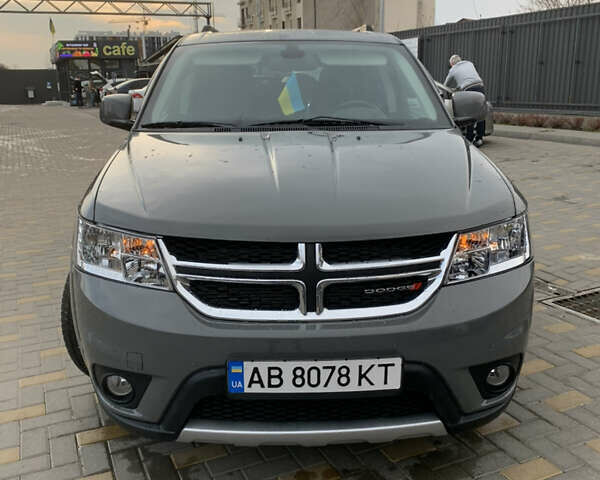 Сірий Додж Джорні, об'ємом двигуна 2.36 л та пробігом 120 тис. км за 15000 $, фото 11 на Automoto.ua