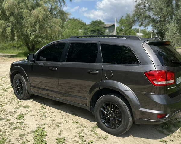 Сірий Додж Джорні, об'ємом двигуна 2.36 л та пробігом 92 тис. км за 15000 $, фото 9 на Automoto.ua