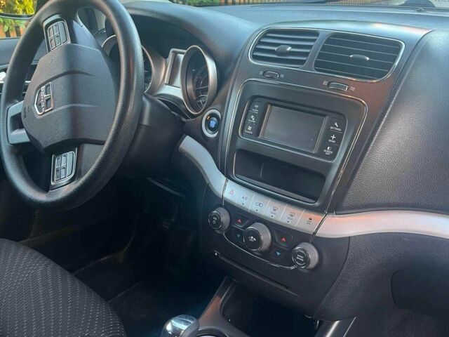 Сірий Додж Джорні, об'ємом двигуна 2.4 л та пробігом 101 тис. км за 13000 $, фото 15 на Automoto.ua