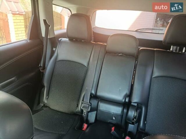 Серый Додж Джорни, объемом двигателя 3.6 л и пробегом 163 тыс. км за 13888 $, фото 22 на Automoto.ua