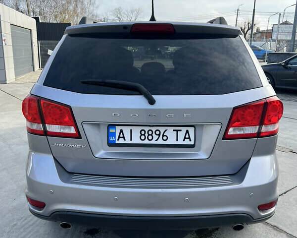 Серый Додж Джорни, объемом двигателя 3.6 л и пробегом 125 тыс. км за 13500 $, фото 10 на Automoto.ua