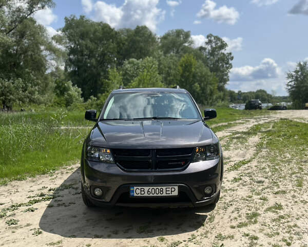 Сірий Додж Джорні, об'ємом двигуна 2.36 л та пробігом 92 тис. км за 15000 $, фото 19 на Automoto.ua