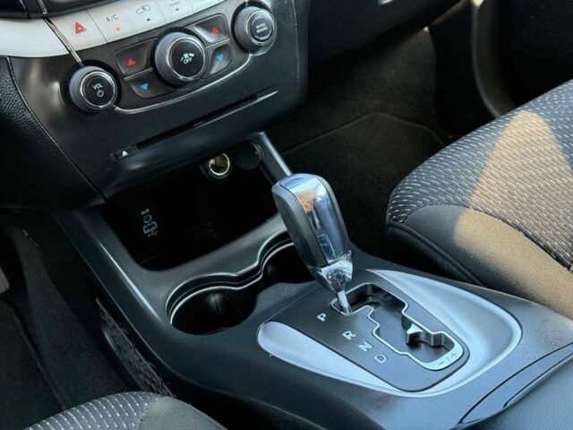 Сірий Додж Джорні, об'ємом двигуна 2.4 л та пробігом 67 тис. км за 12950 $, фото 16 на Automoto.ua