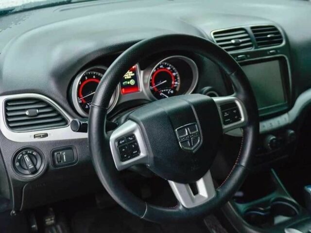 Серый Додж Джорни, объемом двигателя 0 л и пробегом 93 тыс. км за 9300 $, фото 11 на Automoto.ua