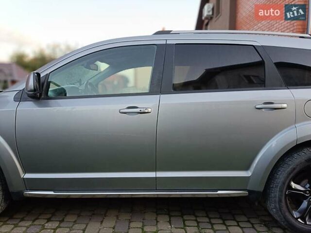 Серый Додж Джорни, объемом двигателя 3.6 л и пробегом 163 тыс. км за 14389 $, фото 19 на Automoto.ua