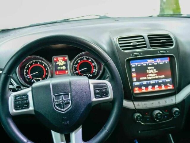 Серый Додж Джорни, объемом двигателя 0 л и пробегом 93 тыс. км за 9300 $, фото 10 на Automoto.ua