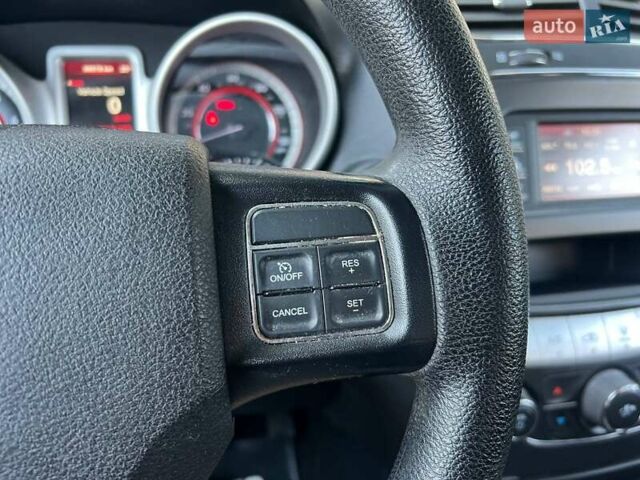 Серый Додж Джорни, объемом двигателя 2.36 л и пробегом 99 тыс. км за 13800 $, фото 18 на Automoto.ua